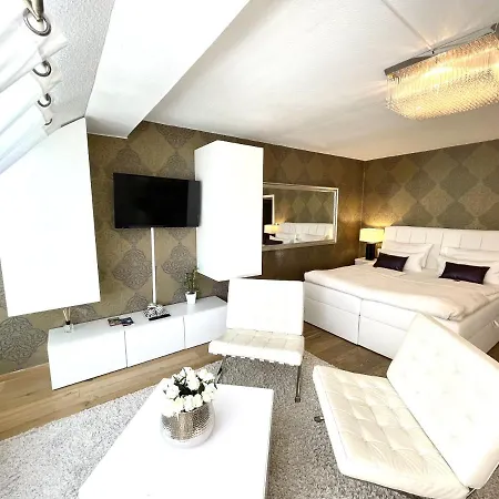Luxus Penthouse Whiterussian *